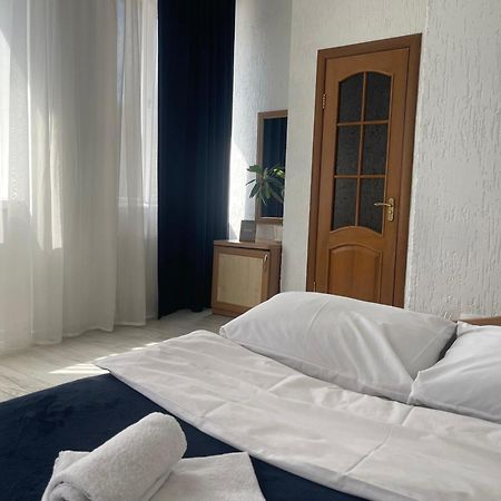 Hotel Femina Zhytomyr Luaran gambar