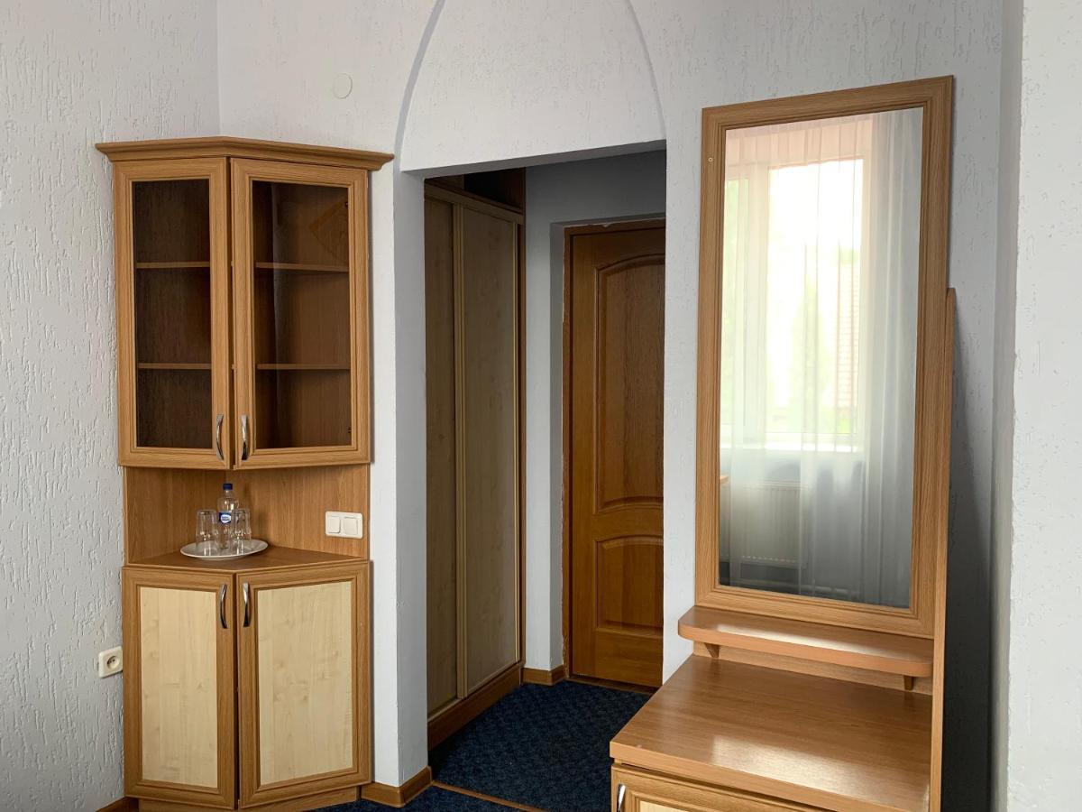 Hotel Femina Zhytomyr Luaran gambar